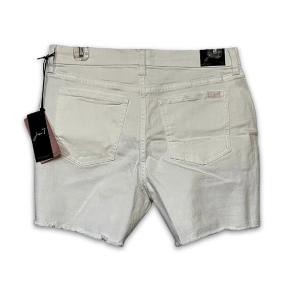 Jen7 Mid Rise Jean Shorts Frayed Hem Buttoned Zip Fly Solid Cream Women's 6 NWT - Picture 4 of 9